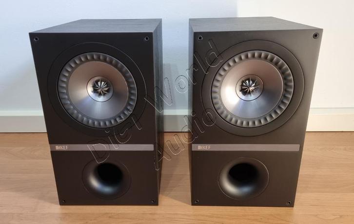 KEF Q300 speakers in de elegante kleur black ash, Audio, Tv en Foto, Luidsprekerboxen, Zo goed als nieuw, Front, Rear of Stereo speakers