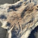 rendierhuid Noorwegen 2 stuks wandtapijten, Zakelijke goederen, Ophalen of Verzenden, Gebruikt, Decoratie