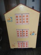 Groot mooi houten poppenhuis met 3 verdiepingen, Ophalen, Gebruikt