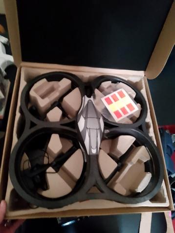 Parrot Drone in zeer goede staat!! beschikbaar voor biedingen