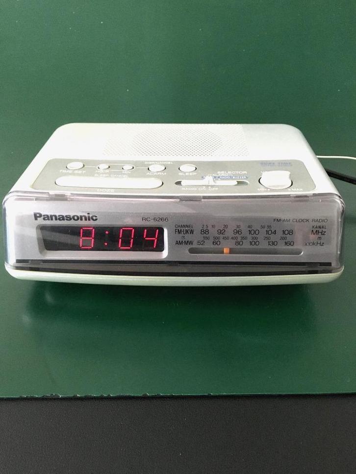 Radio-réveil, Elektronische apparatuur, Wekkers, Zo goed als nieuw, Digitaal, Ophalen