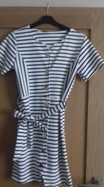 nieuwe kleedje, maat 38/40, Kleding | Dames, Jurken, Ophalen of Verzenden, Nieuw, Maat 38/40 (M), Knielengte