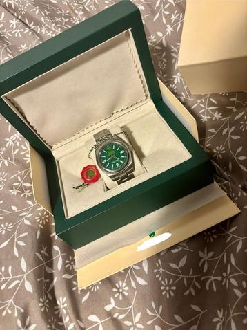 Horloge beschikbaar voor biedingen