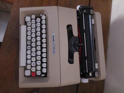 Machine à écrire Olivetti Lettera 35, Divers, Machines à écrire, Comme neuf, Enlèvement