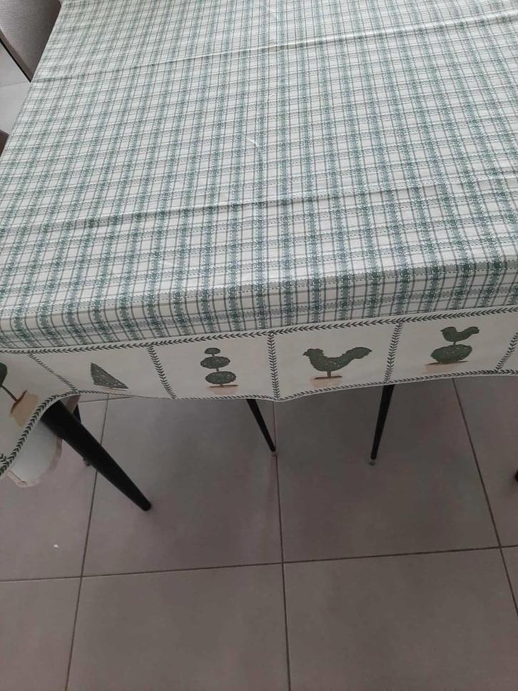 nappe, Maison & Meubles, Nappes, Comme neuf, Intérieur, Enlèvement ou Envoi