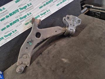 Draagarm links-voor van een Ford Focus beschikbaar voor biedingen