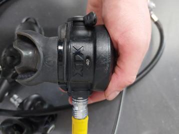 Automatenset Apeks XTX 40 DST beschikbaar voor biedingen