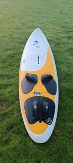 ON Boards wood-carbon sandwich slalom plank, Sports nautiques & Bateaux, Planche à voile, Enlèvement, Comme neuf, 250 à 300 cm