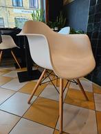 26 stoelen (Eames-look replica), Ophalen, Gebruikt, Overige kleuren, Vijf, Zes of meer stoelen