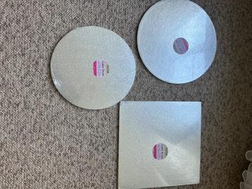Alles voor taarten - complete set  beschikbaar voor biedingen