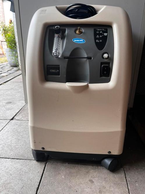Invacare 5L zuurstofconcentrator – ideaal voor flameworking, Diversen, Verpleegmiddelen, Zo goed als nieuw, Ophalen