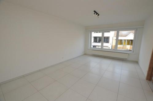 Appartement te huur in Oostende, 2 slpks, Immo, Huizen te huur, Appartement, C