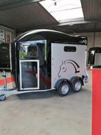 Cheval liberte showroom promo's Nieuw, Animaux & Accessoires, Chevaux & Poneys | Semi-remorques & Remorques, Enlèvement, Neuf