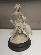 Jonkvrouw met schaapje, Ophalen, Gebruikt, Mens