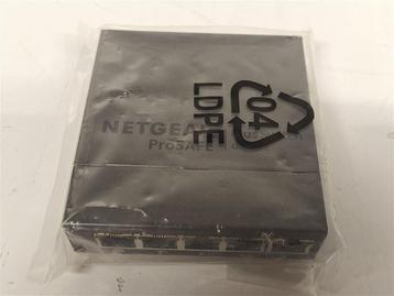 A6676. Netgear GS105Ev2 beschikbaar voor biedingen