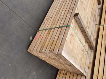 vuren Balken gezaagd VUREN BALKHOUT, balken  beschikbaar voor biedingen