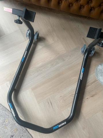 Proworks paddock motor standaard achteraan beschikbaar voor biedingen