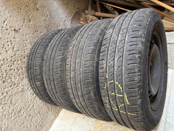 Roues + pneus été 195/65 R15 91H beschikbaar voor biedingen