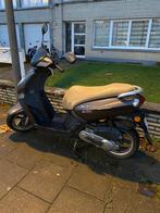 Peugeot kisbee 50cc b klasse (ruilen tegen a klasse), Fietsen en Brommers, Scooters | Peugeot, Ophalen, Zo goed als nieuw
