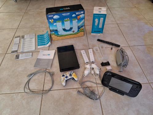 wii u collectie mario edition + 2wii remotes, pro controller, Games en Spelcomputers, Spelcomputers | Nintendo Wii U, Zo goed als nieuw