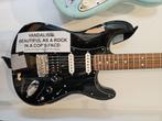 Fender Kurt Cobain Vandalism strat, Enlèvement, Neuf, Solid body, Fender