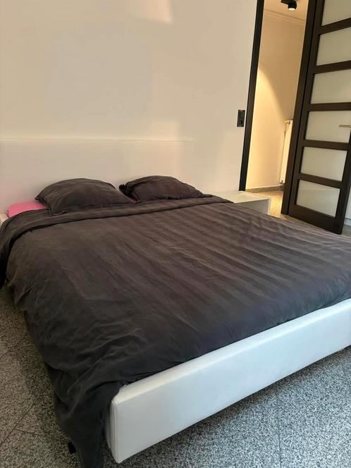 Bed, Maison & Meubles, Chambre à coucher | Lits, Utilisé, Deux personnes, 160 cm, 200 cm, Autres matériaux, Blanc, Enlèvement ou Envoi