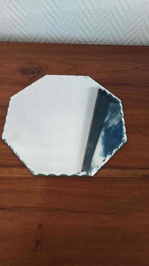 zeshoekig spiegeltje voor swarovski beeldjes op te plaatsen, Antiek en Kunst, Antiek | Glaswerk en Kristal, Ophalen of Verzenden