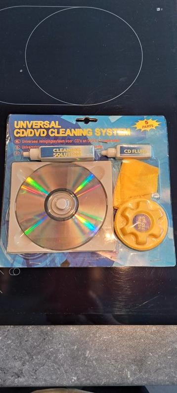 universeel reinigingsysteem voor cd's en dvd"s  en blue ray  beschikbaar voor biedingen