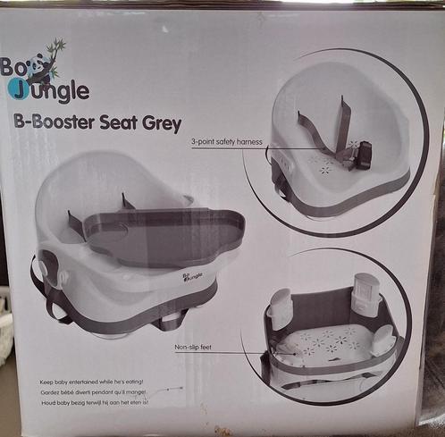 Bo Jungle B-Booster kinderstoel/zitje, Kinderen en Baby's, Kinderstoelen, Zo goed als nieuw, Afneembaar eetblad, Ophalen of Verzenden