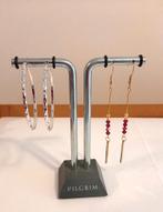 Te koop: Leuk uniek eindejaarsgeschenk, oorbelletjes., Neuf, Or, Enlèvement, Avec strass