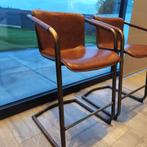 2 lederen barstoelen, 2 krukken, 60 tot 90 cm, Leer, Zo goed als nieuw