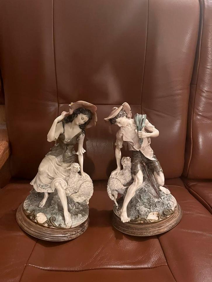 2 Beelden: Herder en Herderin (Guiseppe Armani), Antiek en Kunst, Antiek | Tin, Ophalen