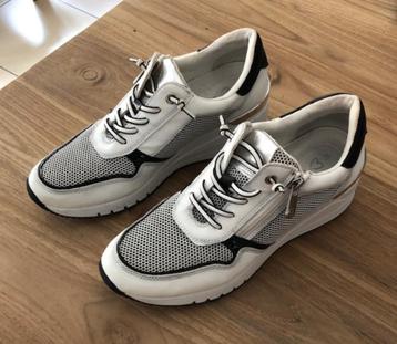 Damessneakers Marc Tozzi - maat 41 beschikbaar voor biedingen