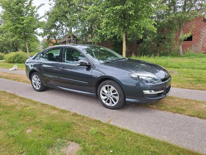 Renault Laguna 2.0 dci beperkt, Auto's, Renault, Laguna, ABS, Airbags, Airconditioning, Bluetooth, Boordcomputer, Centrale vergrendeling