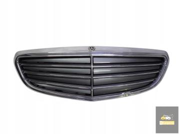 Mercedes C-Klasse W205 Exclusieve Elegantie grille radiatorr beschikbaar voor biedingen