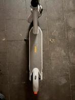 Ninebot estep, Fietsen en Brommers, Steps, Ophalen, Zo goed als nieuw, Elektrische step (E-scooter)