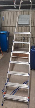 Trapladder, Doe-het-zelf en Bouw, Ophalen, Zo goed als nieuw, Ladder, 2 tot 4 meter