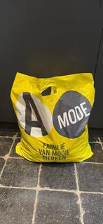 Zak vol kledij, Ophalen, Zo goed als nieuw, Maat 36 (S)
