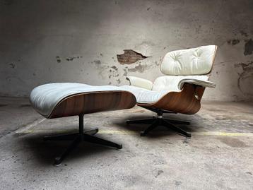 Eames Lounge Chair van Herman Miller beschikbaar voor biedingen