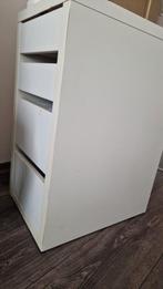 ikea micke, Huis en Inrichting, Ophalen, Zo goed als nieuw