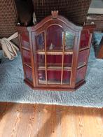 antiek kastje, Enlèvement