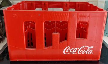 2 casiers vides Coca-Cola