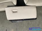 BMW 7 serie F01 dashboardkast handschoen kast beige, Auto-onderdelen, Petuelring 130
80788  Munich, DE, Gebruikt, Info@bmw.de