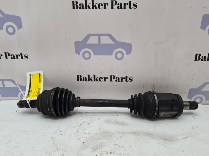 Aandrijfas links-voor van een BMW X3, Auto-onderdelen, Remmen en Aandrijving, BMW, Gebruikt, 3 maanden garantie