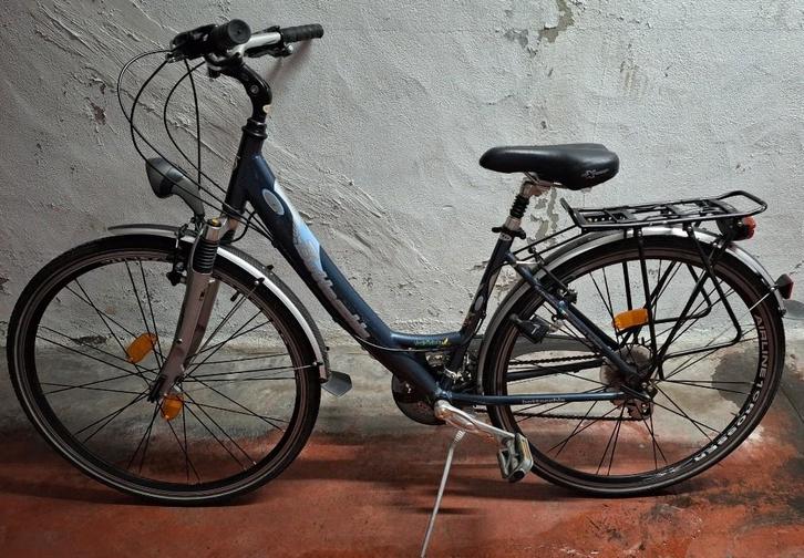 Damesfiets in goede staat, Fietsen en Brommers, Elektrische fietsen, Zo goed als nieuw, Ophalen