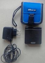 Gameboy Advance SP Zwart + originele oplader + tasje, Consoles de jeu & Jeux vidéo, Consoles de jeu | Nintendo Game Boy, Enlèvement ou Envoi
