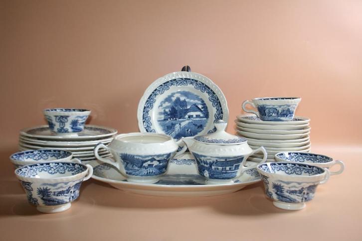Dinerservies set 32-delig set societe ceramique maastricht b, Antiek en Kunst, Antiek | Servies compleet, Ophalen of Verzenden