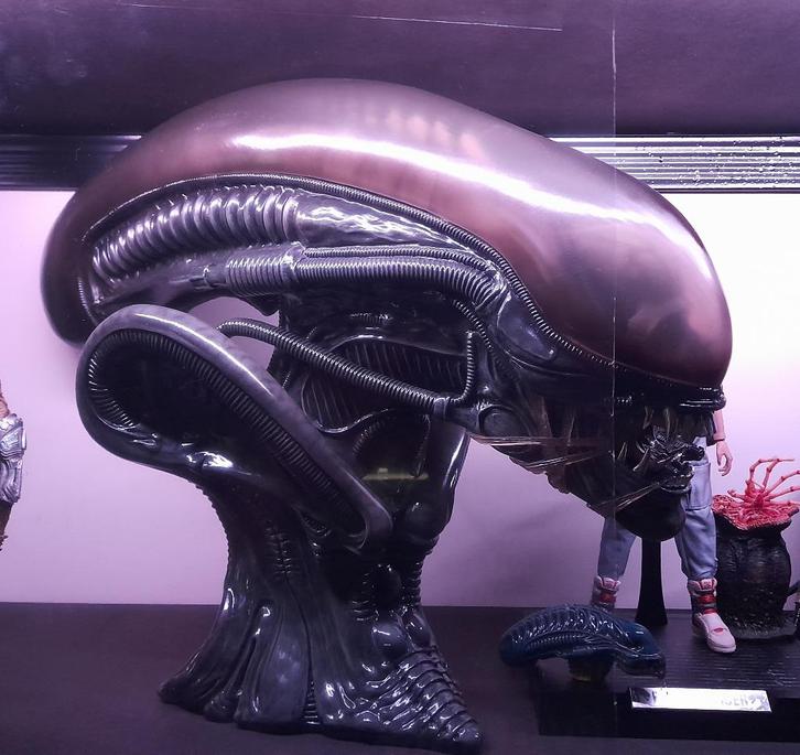 Sideshow Alien Big Chap Legendary Scale Bust (1192/2000), Verzamelen, Beelden en Beeldjes, Zo goed als nieuw, Overige typen, Ophalen