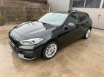 BMW 118IA / automaat / shadowline / 2023, Auto's, Zwart, Bedrijf, 5 zetels, 5 deurs