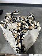 Set bikini's maat 48-50 zeer weinig gedragen en sommige hele, Ophalen of Verzenden, Gedragen, Bikini